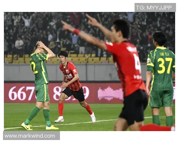 上海网球队边路渗透战术解析与实战应用探讨